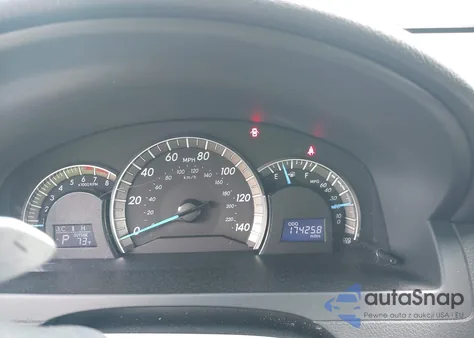 2012 Toyota Camry Se z USA, uszkodzony, nr VIN 4T1BF1FK8CU136388